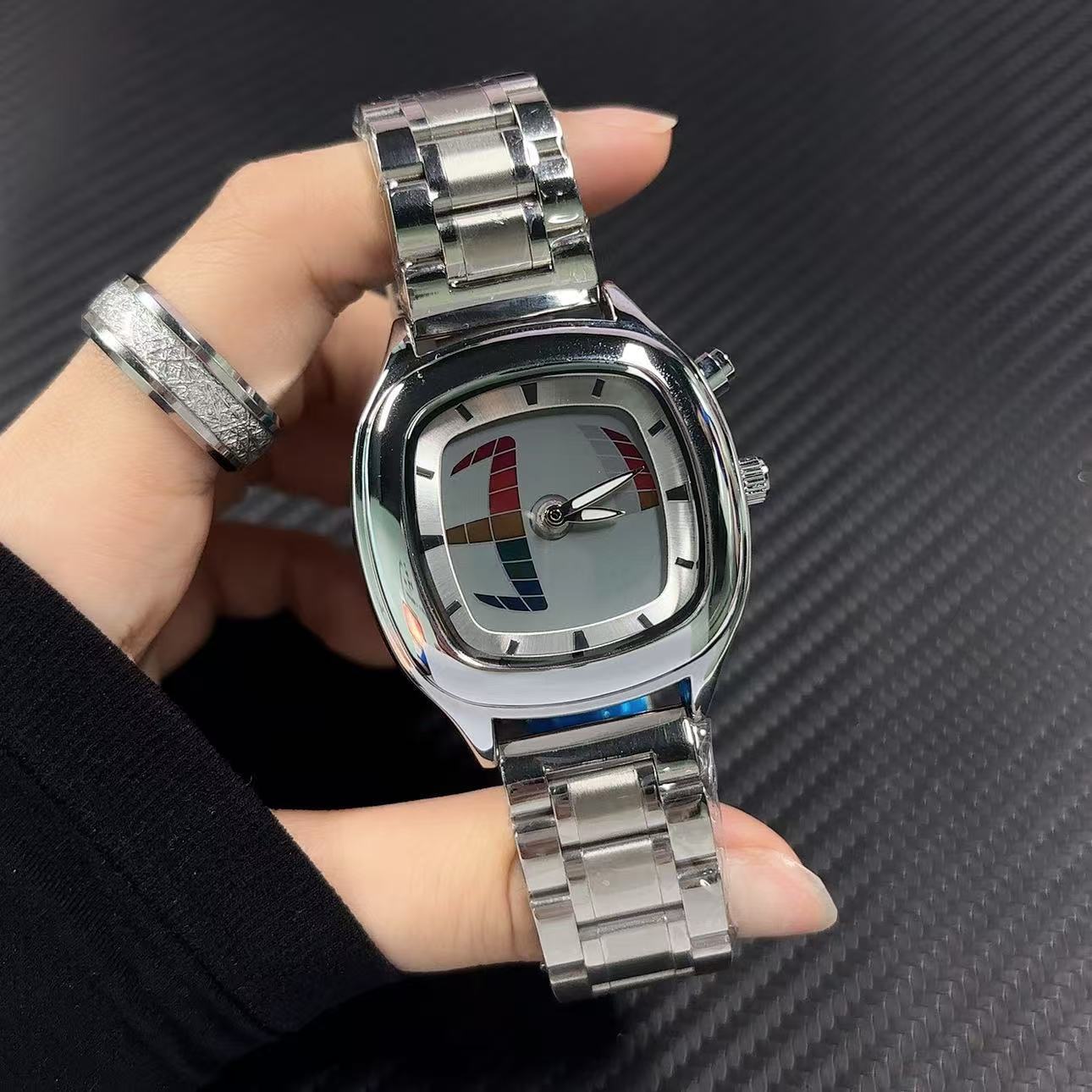 The Millennium Retro Style Men - Vintage Digital Watch 评论和价格
