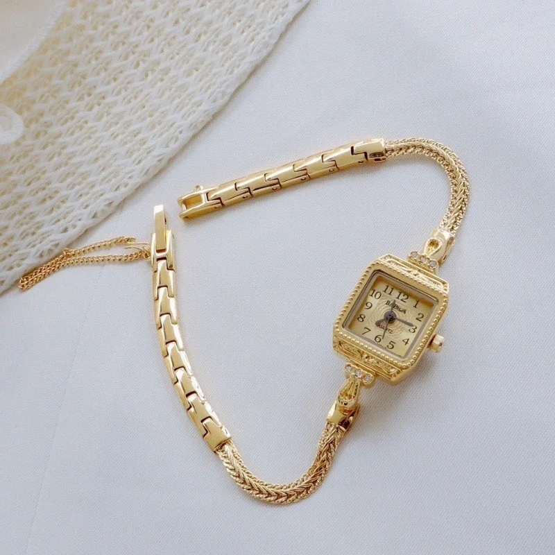 Delicate and light luxury Vint - Vintage Digital Watch 评论和价格