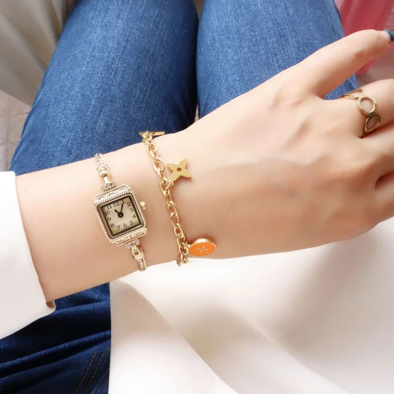 Delicate and light luxury Vint - Vintage Digital Watch 评论和价格